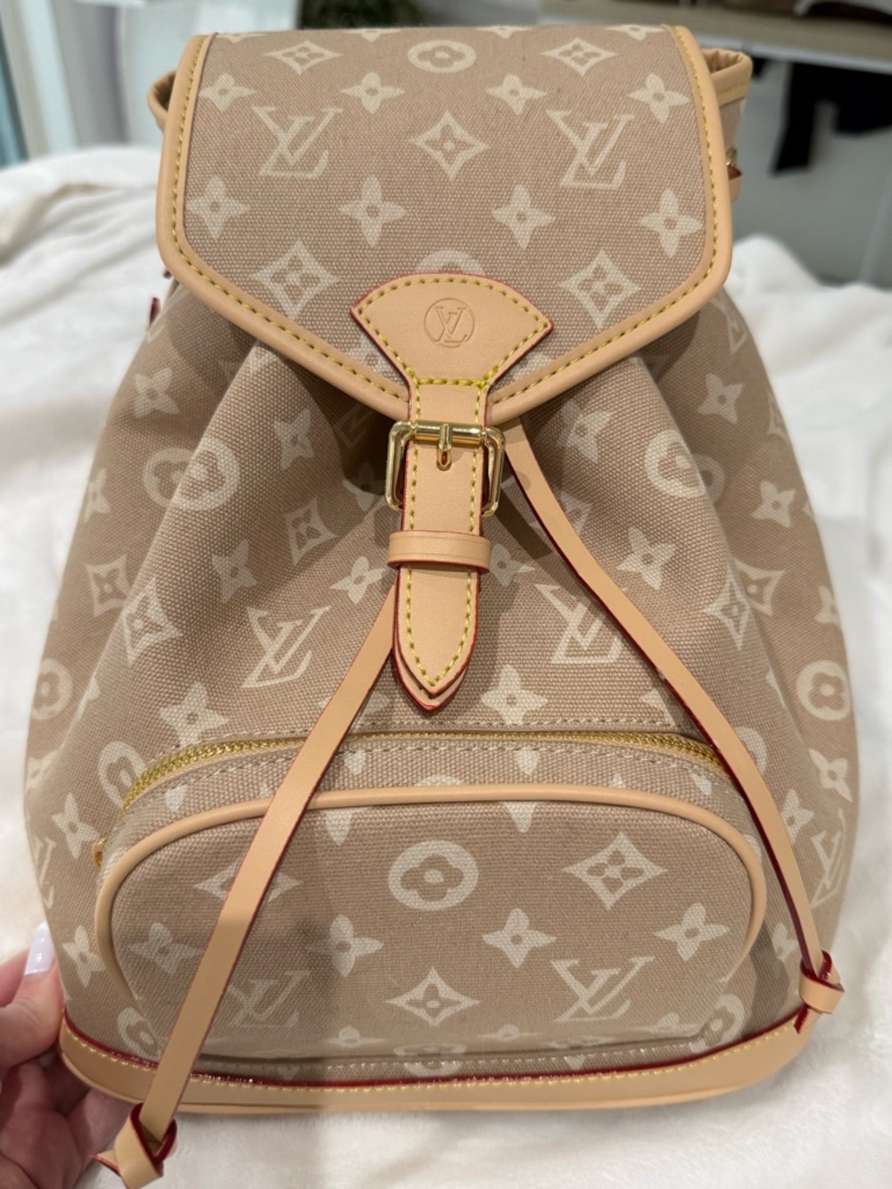 Montsouris PM Grace Coddington back pack.